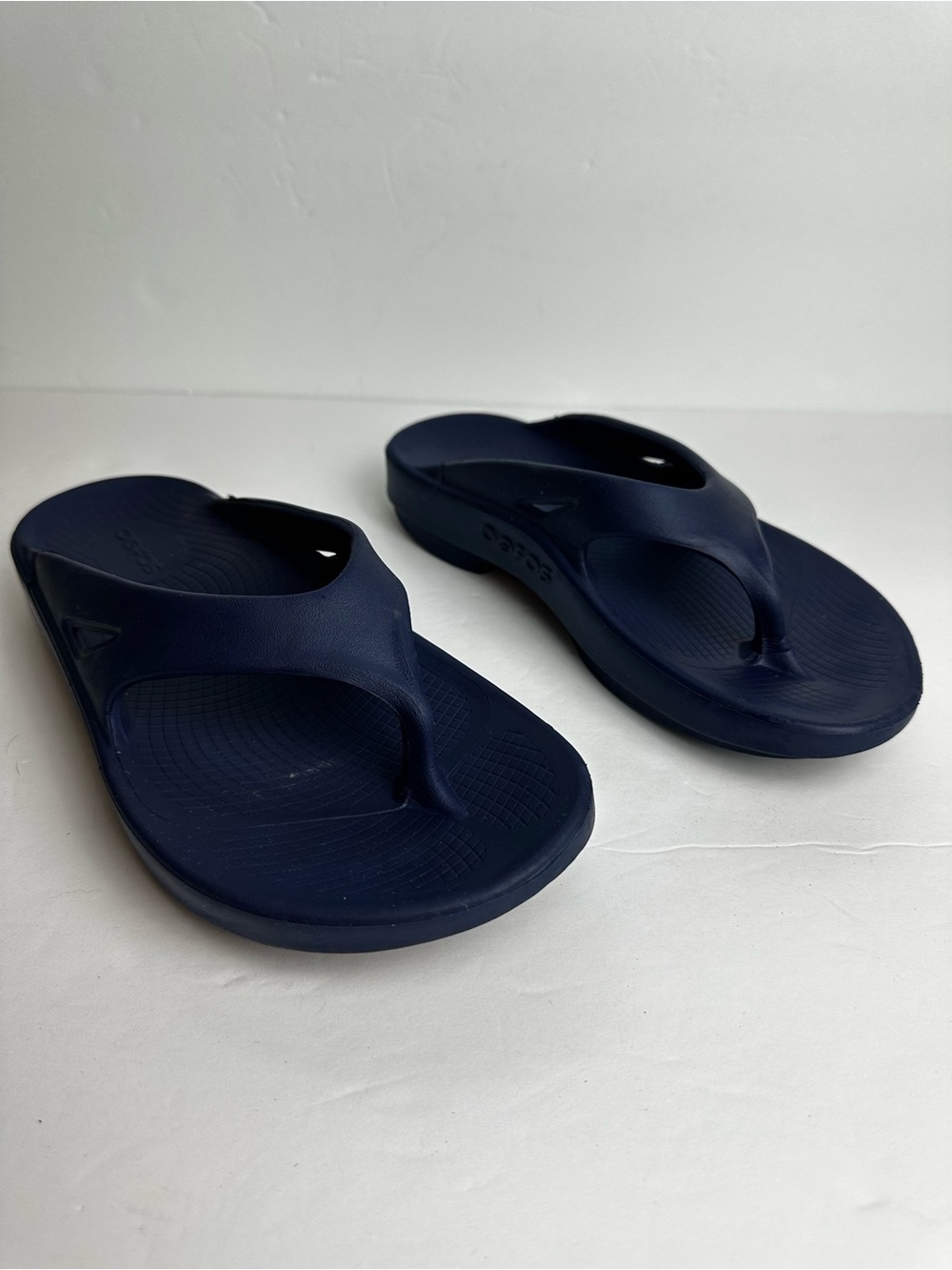 Oofos Ooriginal Sandals Women's 7 or Men's 5 EU 38 Recovery Shoes Blue Flip Flop